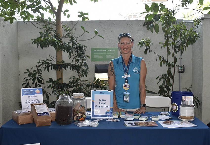 Volunteer Laurie Schmitt spoke with visitors about composting.