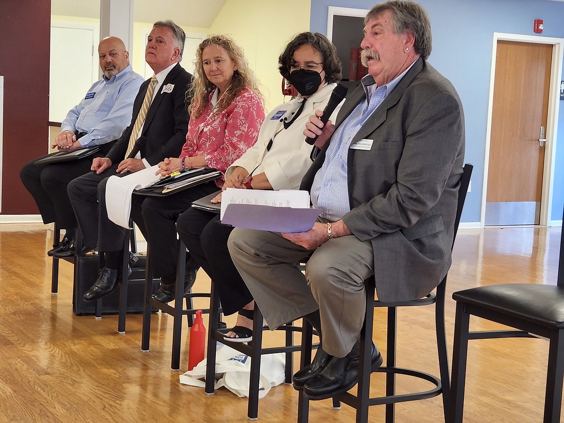 From left, Sarasota City Commission candidates Sheldon Rich, Dan Lobeck, incumbent Jen Ahearn-Koch, Debbie Trice and Carol Shoffstall participated in CCNA&#39;s candidate forum on Saturday. (Andrew Warfield)