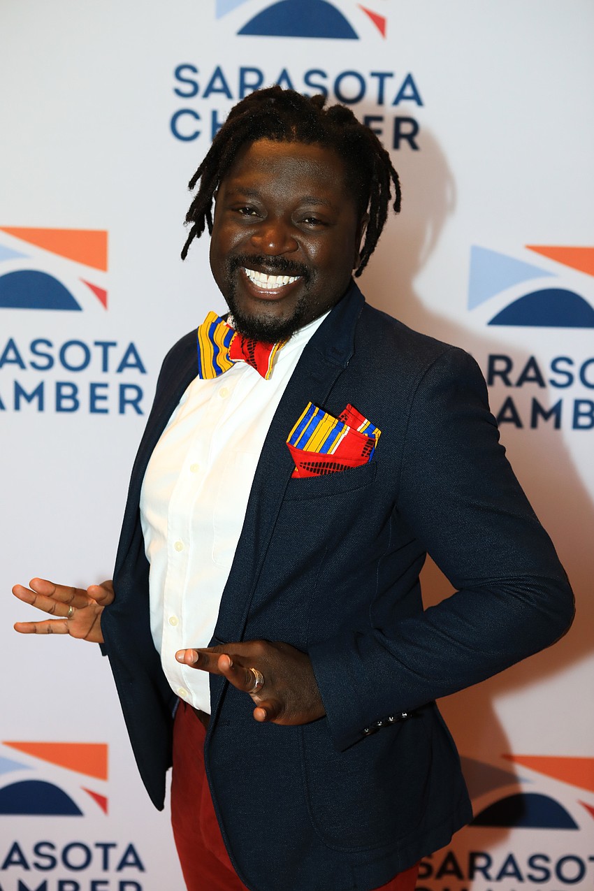 Rising Star winner Travis Ray was all smiles with his custom bow tie.