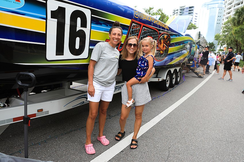 Rachel Gregory with Erin and Evey Schneider