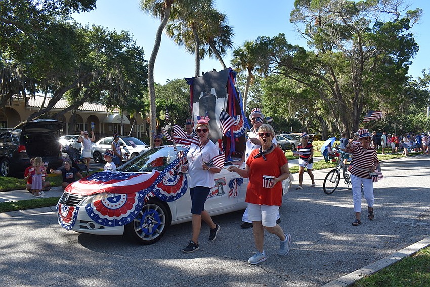 The Longboat Key Island Chapel float