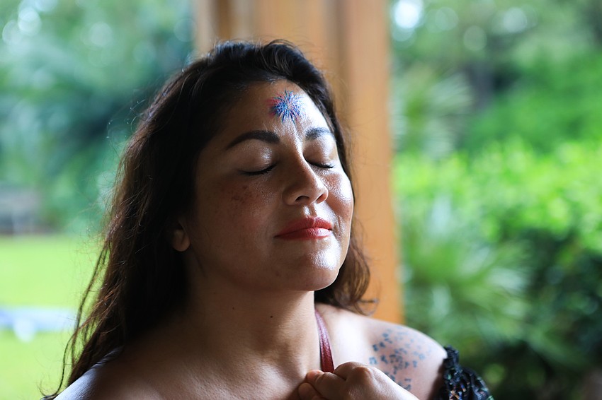 Kirsty Sledge has her face painted.