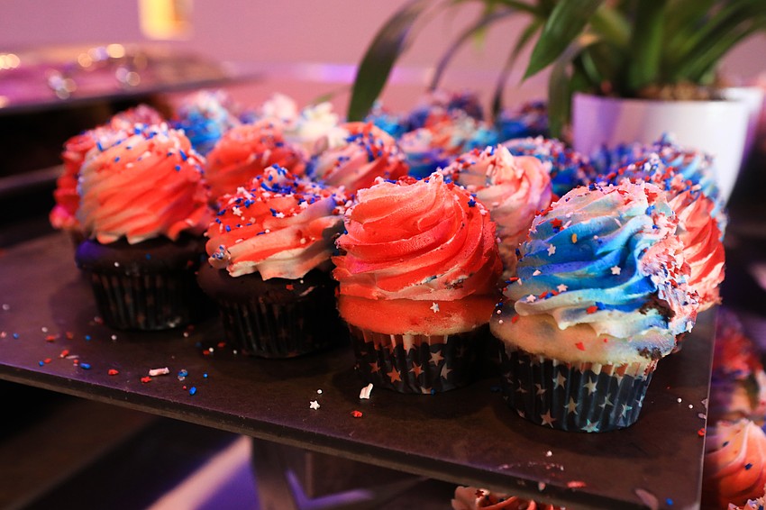 Guests were able to snack on cupcakes.