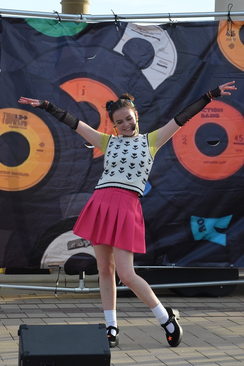 Florida Studio Theatre's Gemma Vodacek sings and dances to Britney Spears' 