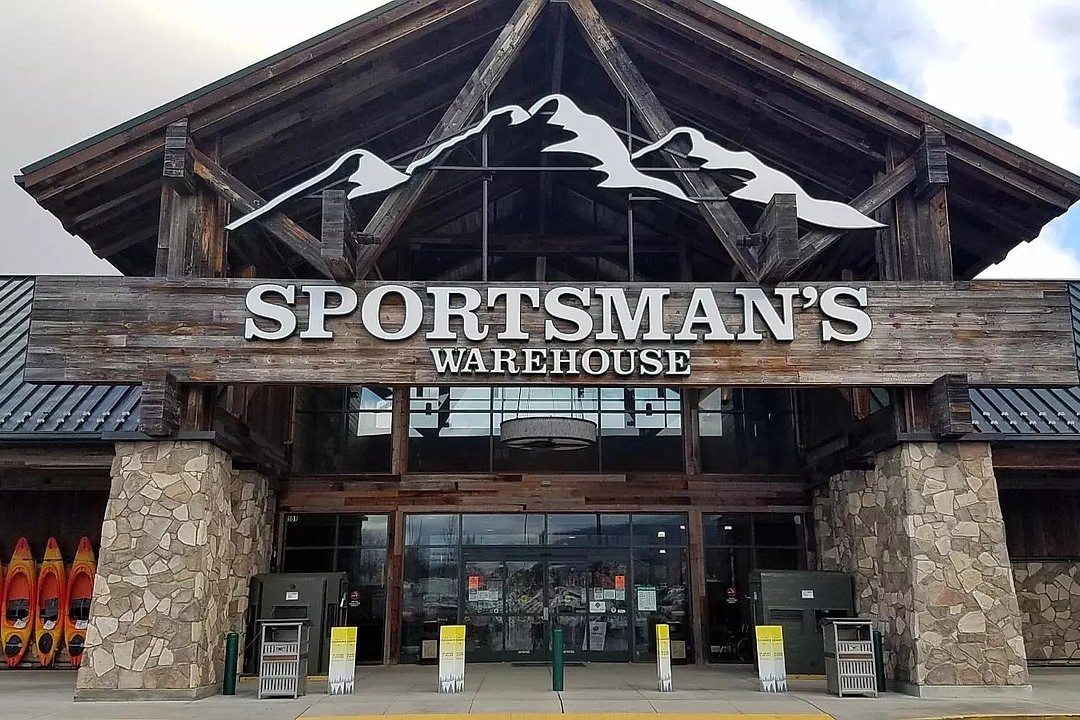 Sportsman's Warehouse starting work at River City Marketplace