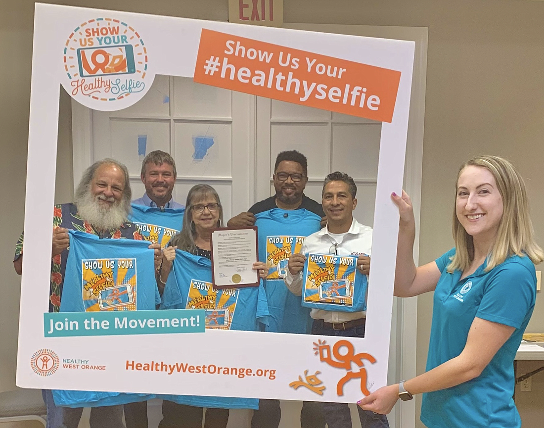 The Town Commission posed for a #HealthySelfie at its last meeting.