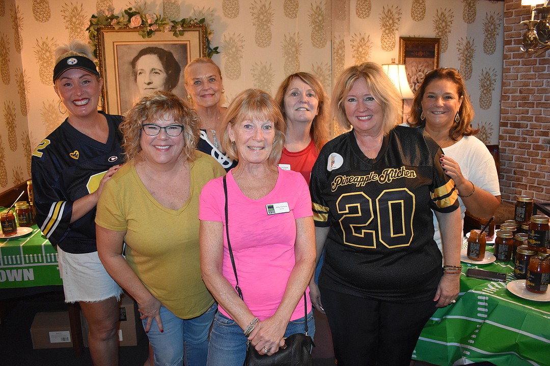Pineapple Kitchen of Bradenton hosts sweet charity event Your Observer