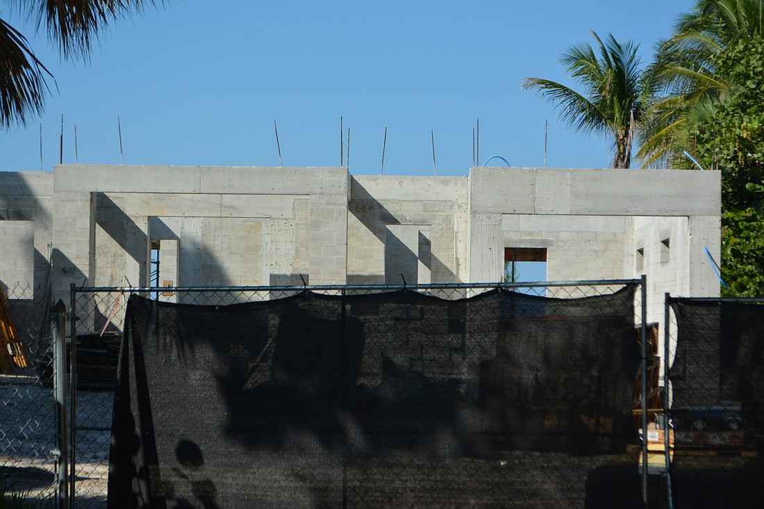 A private home being built along Gulf of Mexico Drive across from Bayfront Park. (Photo by Lauren Tronstad)