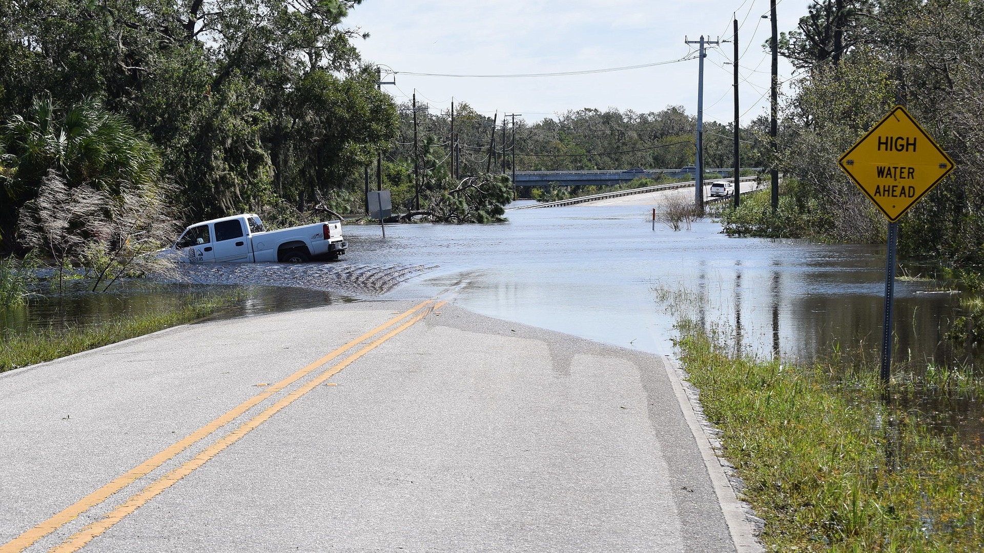 Lakewood Ranch area digs out after Hurricane Ian Your Observer