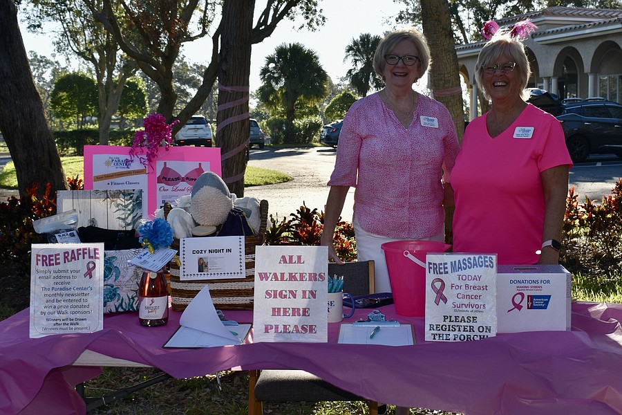 Breast cancer survivors hold fashion parade on Sunshine Coast to