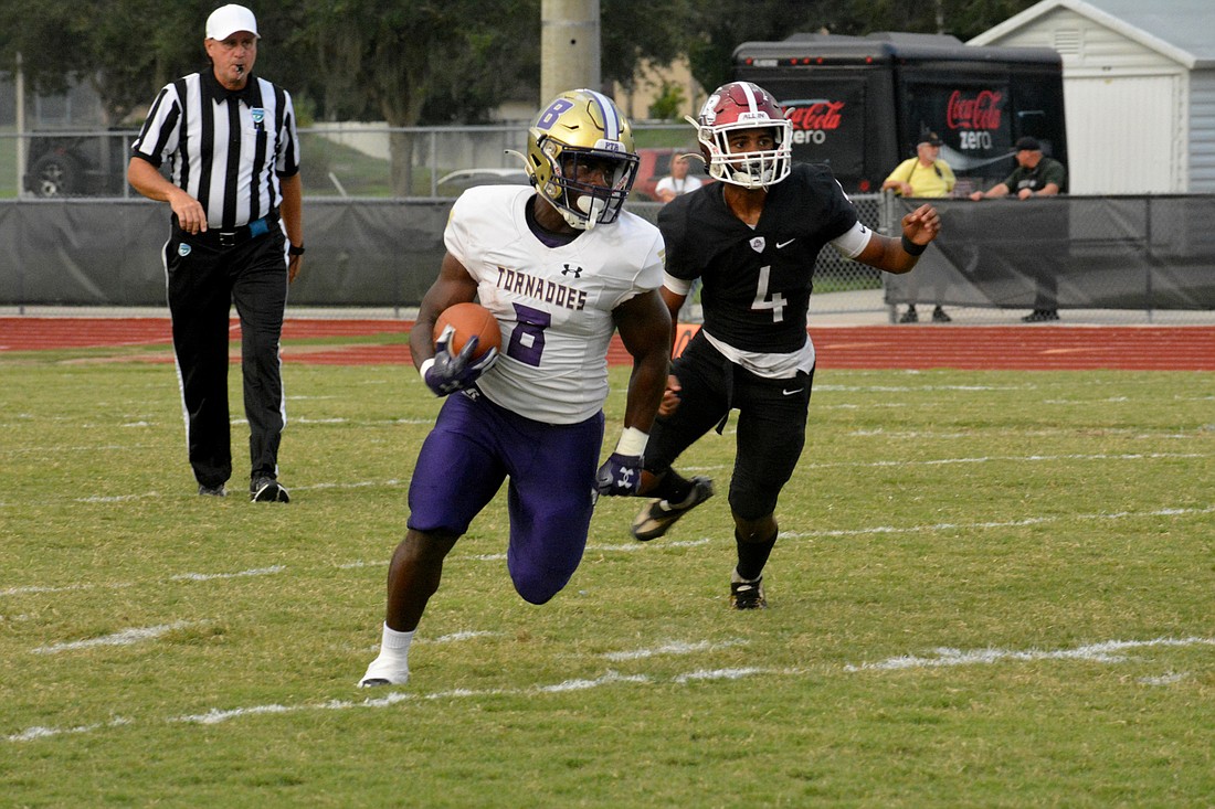 Booker senior running back Ahmad Hunter was the area's leading rusher in 2022.
