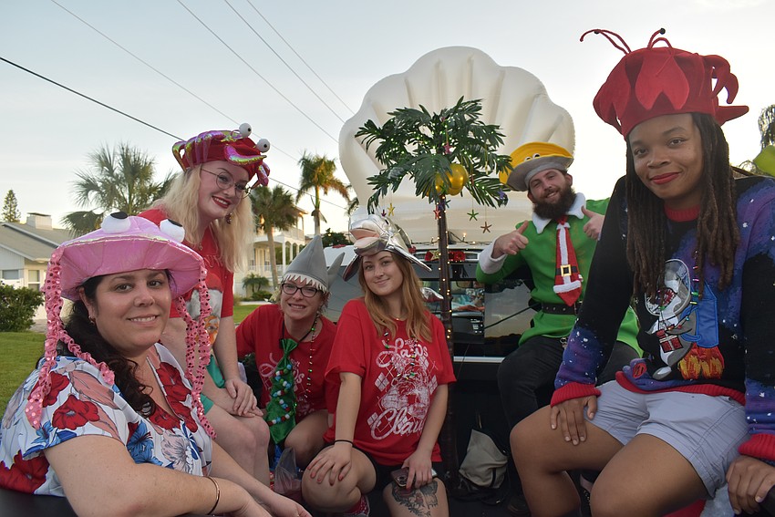 Kristin Hale, Lauren Bogart, Dara Simon, Gabriella Kephart, Wesley Pratt and Alexis Frey ride with Siesta Key Oyster Bar.