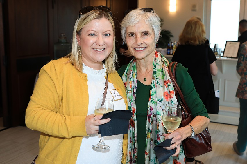 Jess Grosholtz and Sandra Stone