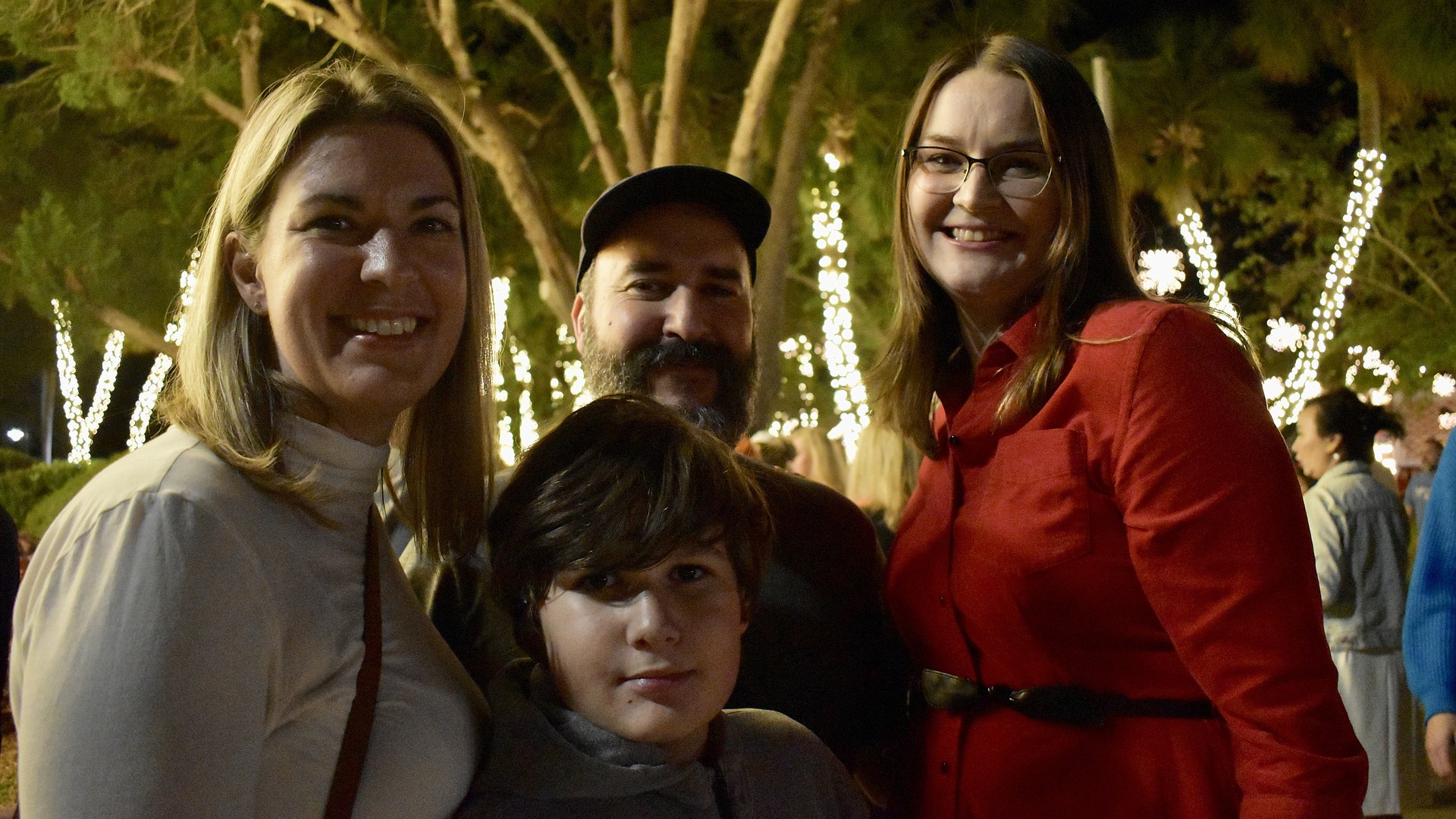 St. Armands treelighting begins Sarasota's holiday season Your Observer