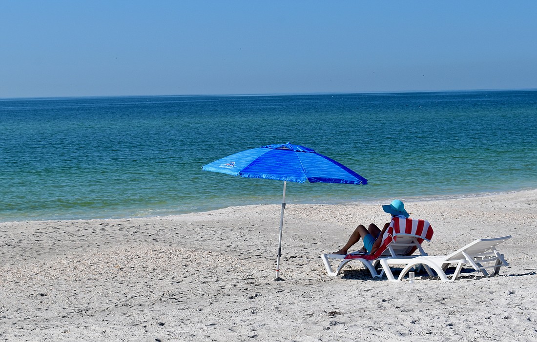 Longboat Key beaches were not crowded in early December.