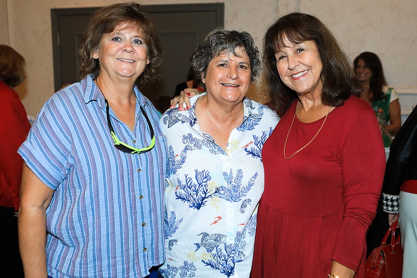 Carolyn Howard, Lisa Jones and Peggy Atkinson