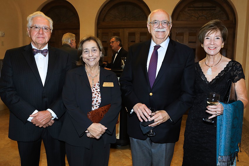 Louis and Roseanne Martorella with Sandra and Neil DeFeo