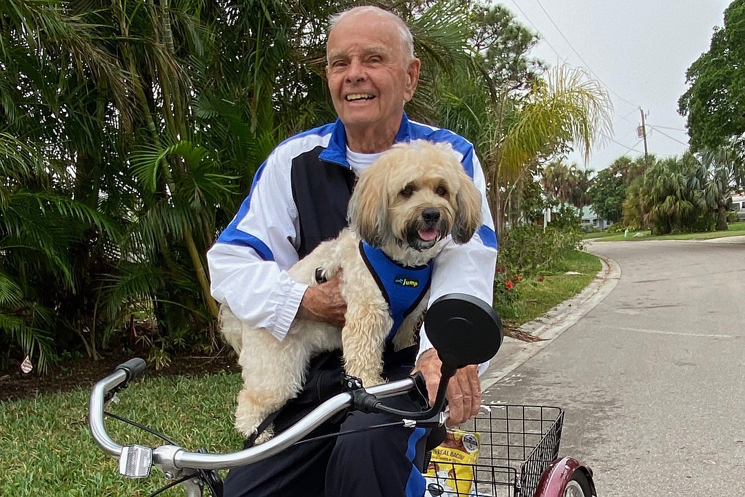 Santa for dogs hands out treats all year Your Observer