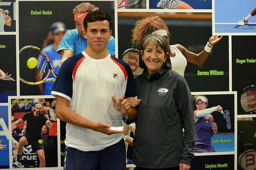 Uitsteken Maan Walging Sarasota tennis player wins USTA Florida Player of the Year award | Your  Observer