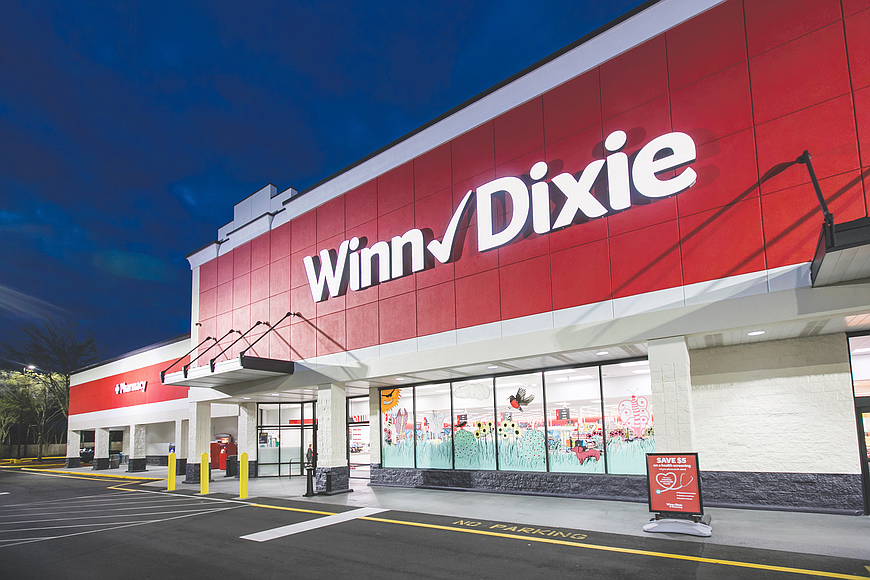 SouthÂ­eastÂ­ern GroÂ­cers runs about 420 stores priÂ­marÂ­ily in the SouthÂ­ern U.S., including Winn-Dixie.