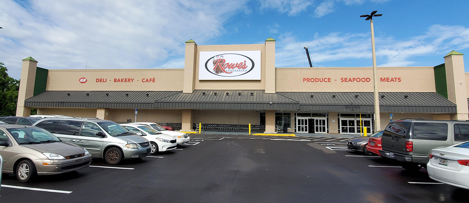 Rowe’s IGA Supermarkets in the Commonwealth Shopping Center at 1012 Edgewood Ave. N. in 2020.