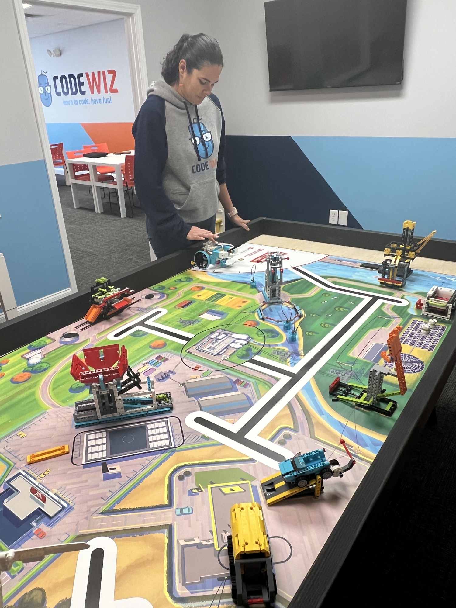 Code Wiz began in Westford, Massachusetts, in 2017. It teaches children ages 7 to 17 how to write computer code and apply it to robotics and computers.