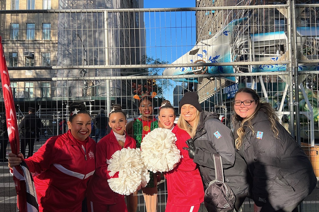 Starlets participate in Macy's Thanksgiving Day Parade | Observer ...