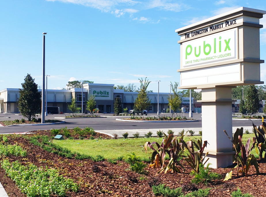 A recently completed Hillsborough County shopping center anchored by a Publix Super Market has sold to Fairway Investments, an Alabama-based investment firm.