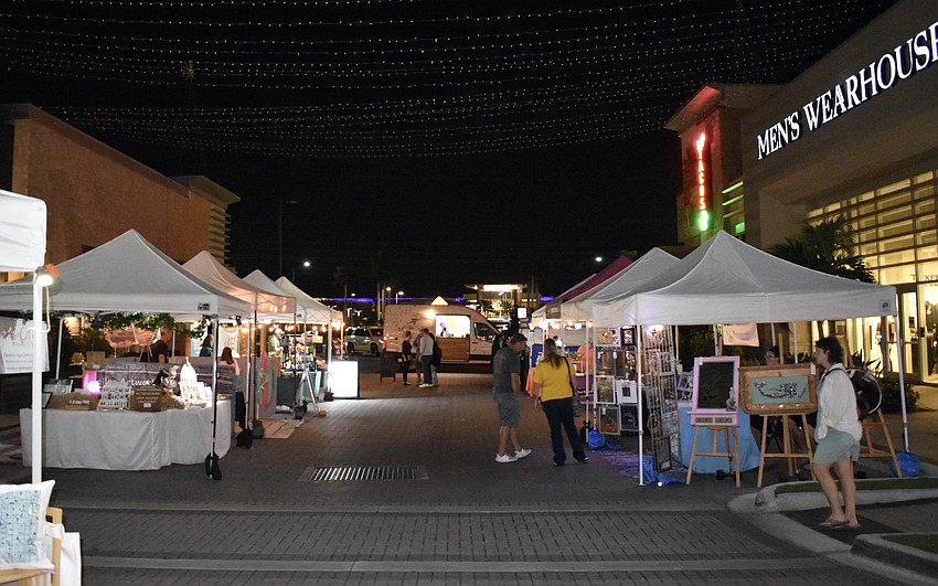 The night market expanded to the area adjoining Cattlemen Road.