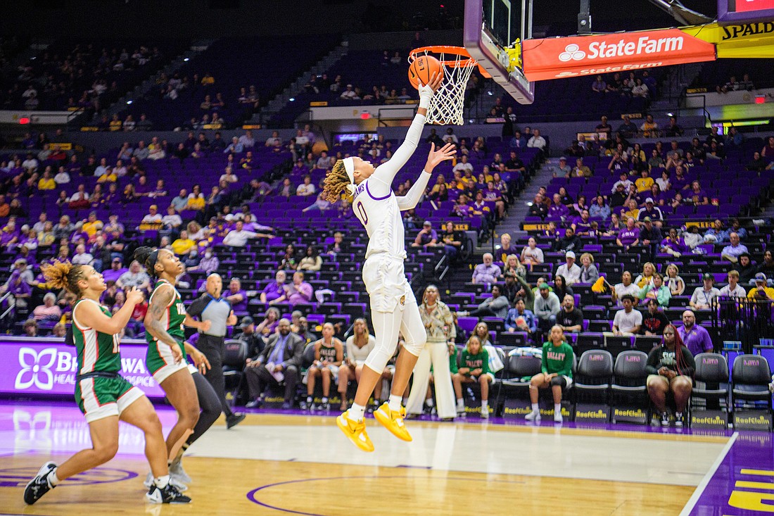 LaDazhia Williams said the draw of playing for Coach Kim Mulkey was a factor in her decision to transfer to LSU.