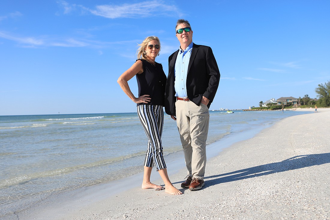 Tracy Jackson and Tim Hensey are cautiously confident that most Siesta Key residents seek independence from county government.