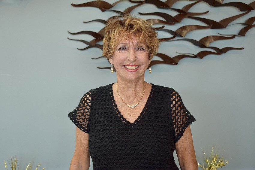 Sandy Endres is one of the orginal Seaplace owners. She bought in 1977 in one of the first completed buildings.