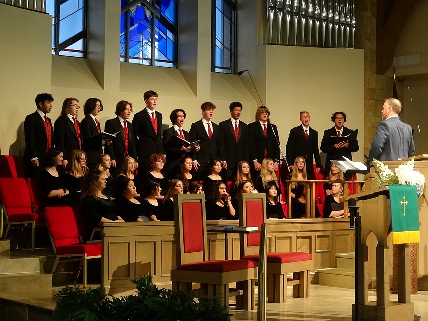 The Braden River High School Chorus performs at Christ Church.