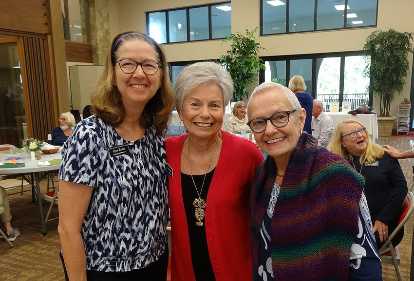 Lynn Baron, Joyce WarƟnbee and Holly Finks