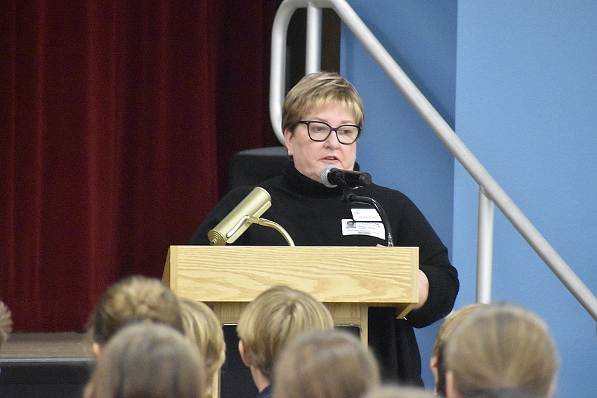 The Jewish Federation Holocaust Education Programming Bette Zaret introduces the two guest speakers to Southside Elementary.