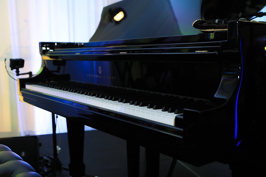 Giovanni Marradi played piano to end the night.