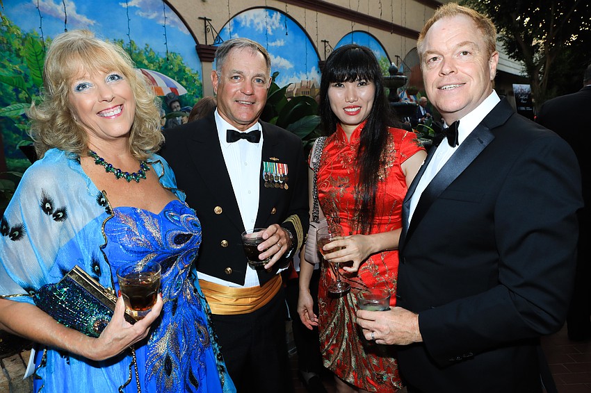 Linda and Fred Thompson with Ying and Jim Fenderick