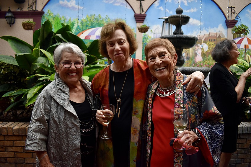 Debby Hamburg, Hannah Weinberg and Susan Landau