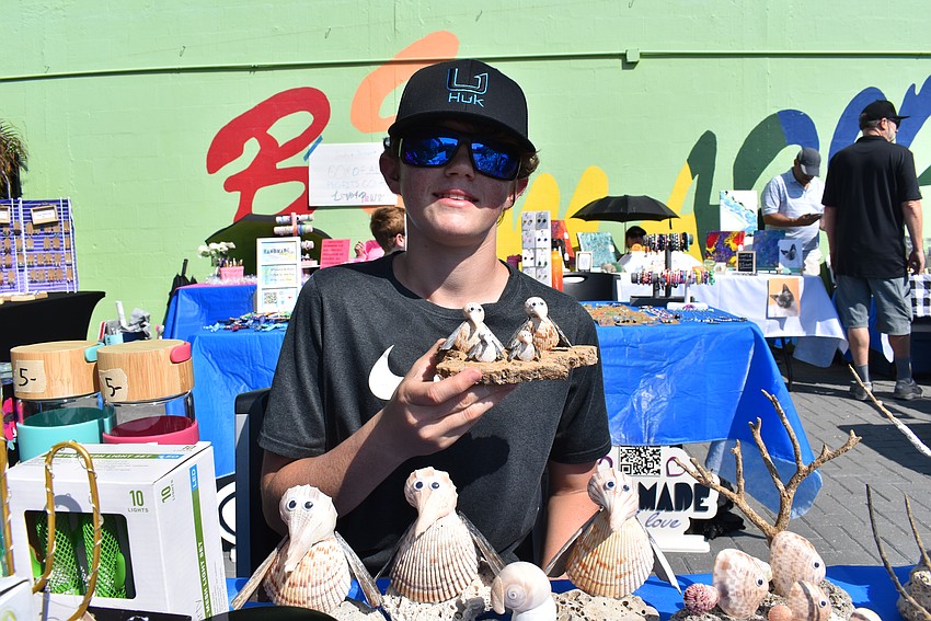 Douglas Hanna sells seashells with googley eyes.
