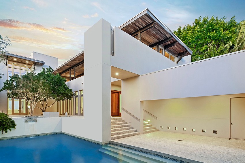 Architect Guy Peterson is known for designing modernistic and highly refined homes.