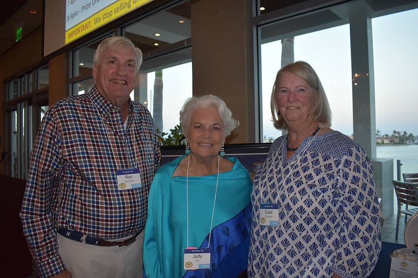 Ron DiLonardo, Judy Cox and Susie DiLonardo
