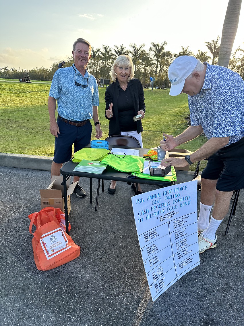 Sam Luten and Carol Staitman check in.