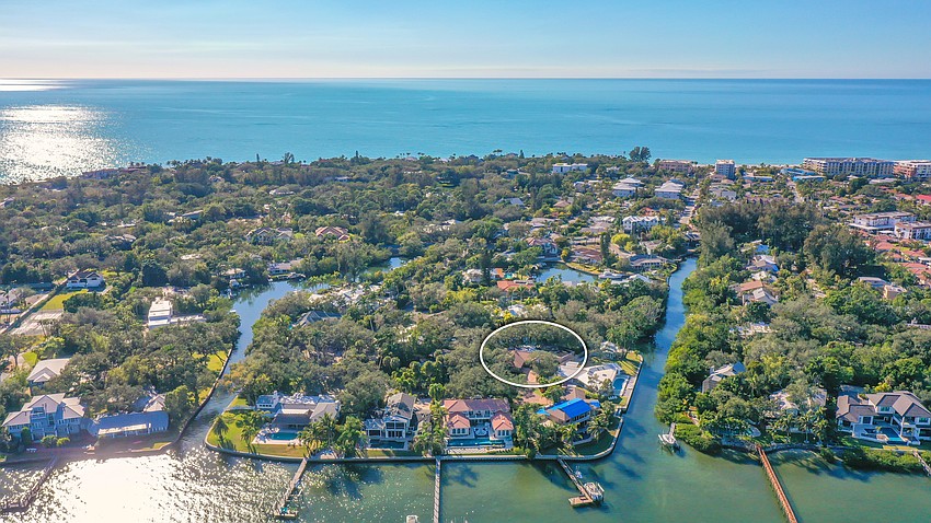 The home on 1287 Whitehall Place was built in 1972. It has four bedrooms, three baths, a pool and 2,762 square feet of living area.