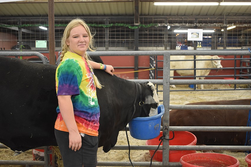 13-year-old Aubrey Burns and Phoebe