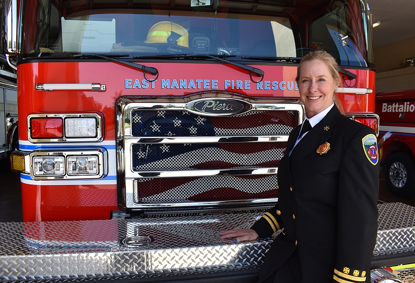 East Manatee firefighter earns top honor before retiring | Your Observer