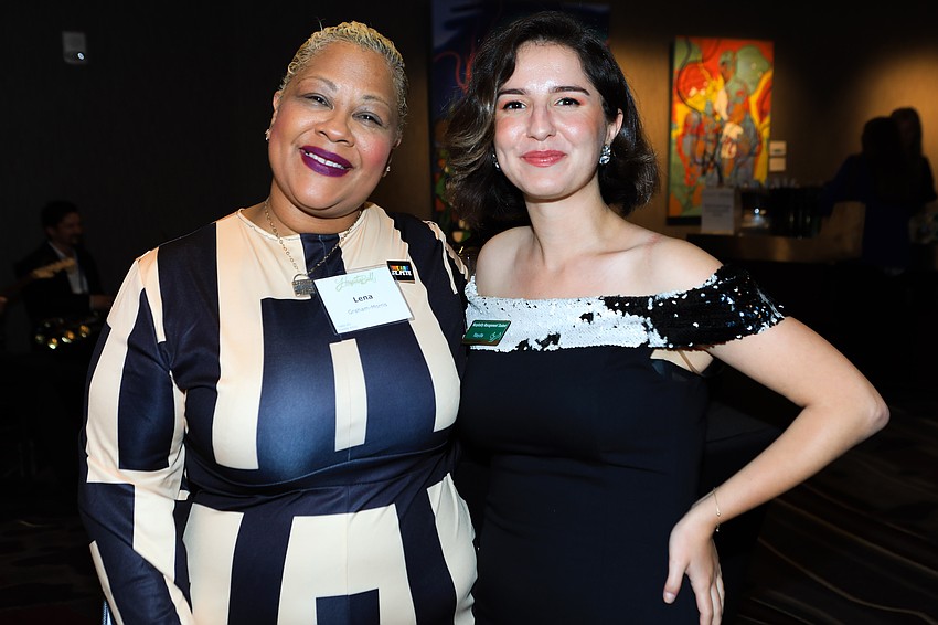 Lena Graham-Morris and Illayda Niyet