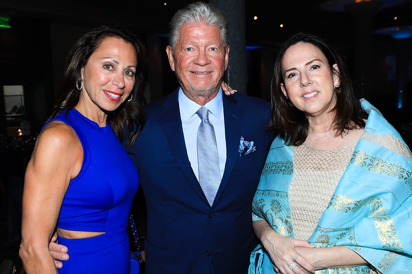 Rita Thibault and Gary Kirschner with Clara Reynardus De Villanueva