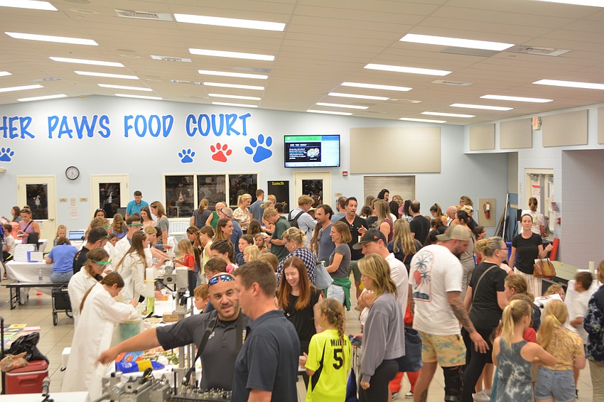 Students and parents packed the Southside Elementary to learn about science and the arts from local volunteers and vendors.