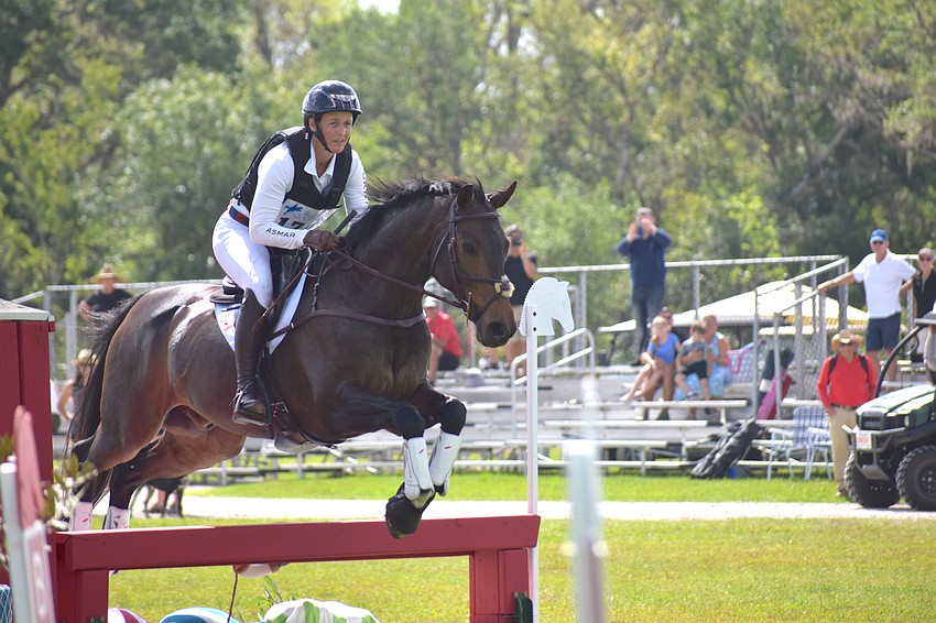 Colleen Loach of Canada and Golden Eye.