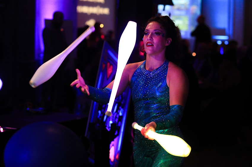 Cirque Vertigo performers put on a show.